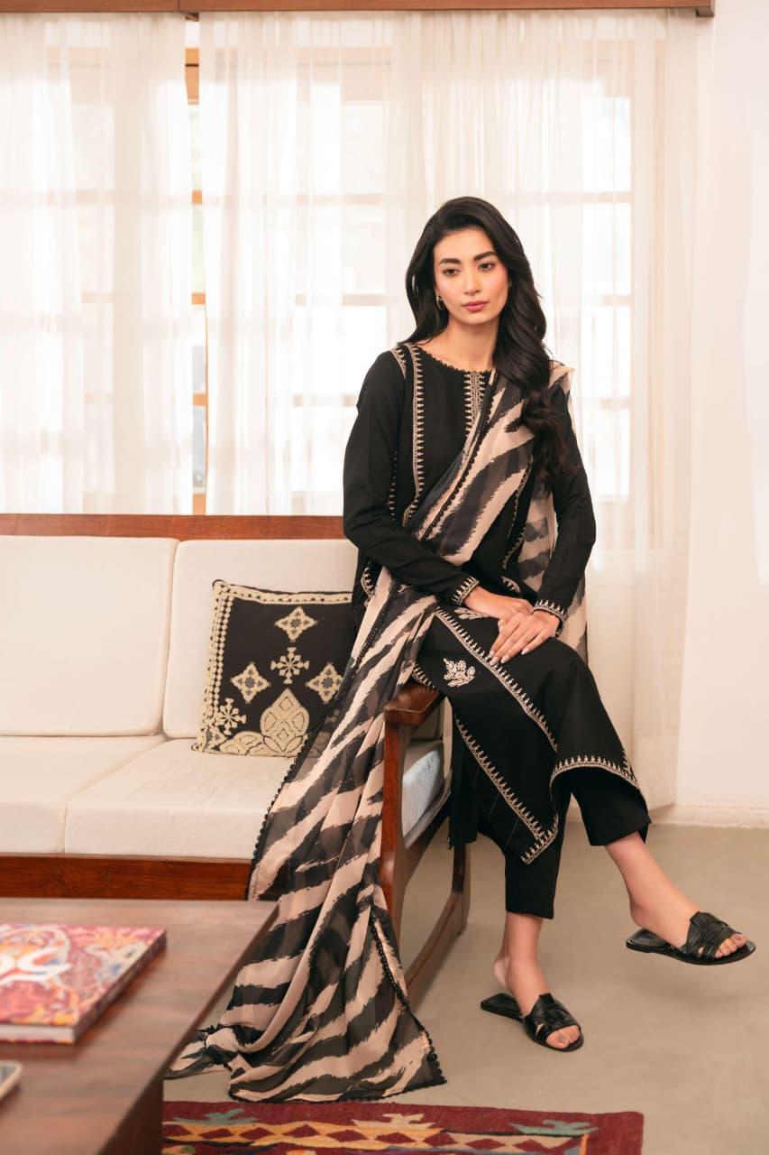 Women Embroidery Dress With Dupatta Unstitched